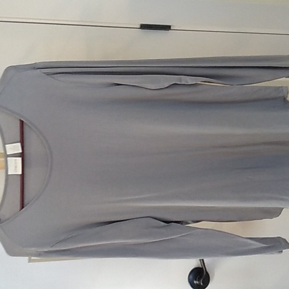 Chicos knit gray tops Chicos size 2 / 10-12